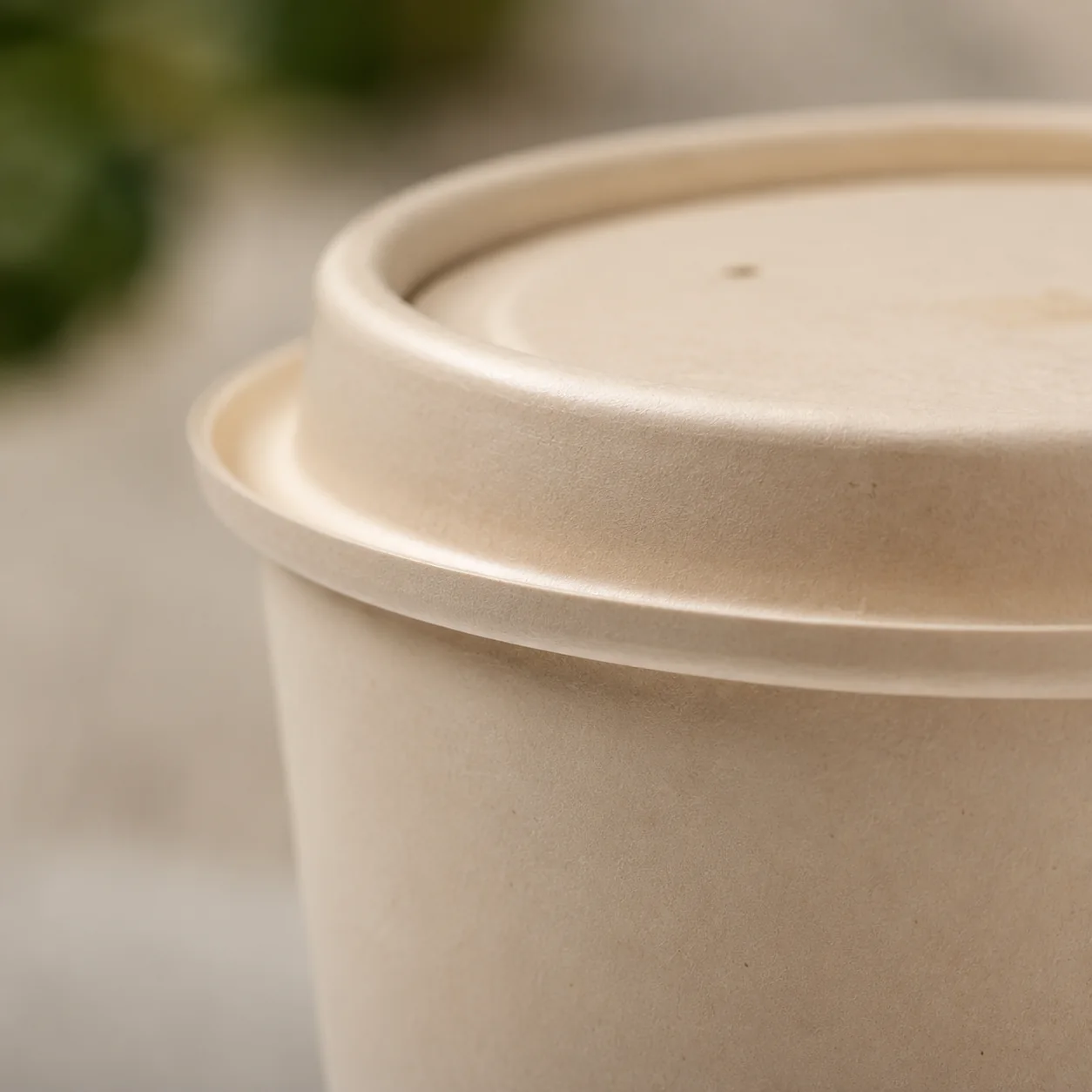 Compostable paper cups and lid options — retail cup service